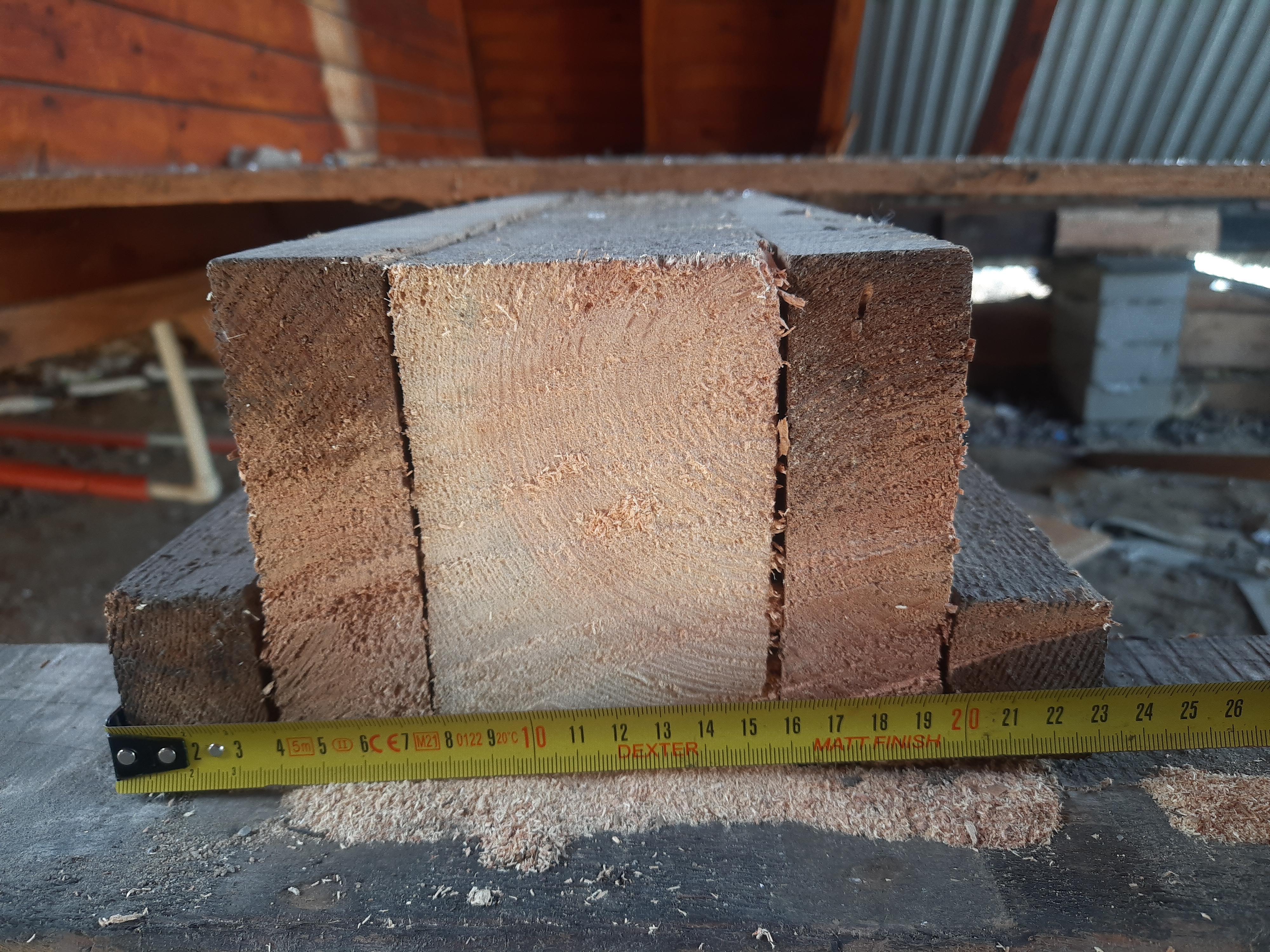 Źródło α – przekrój legara