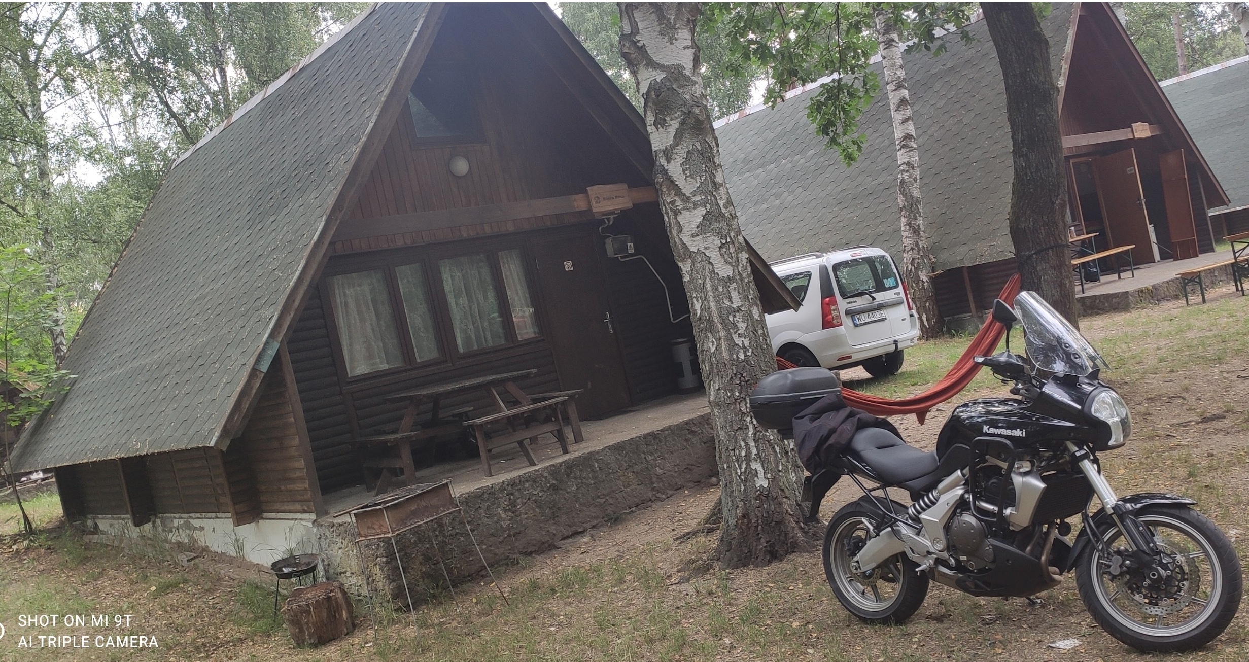 Źródło α – wariant maksimum, pełna płyta betonowa